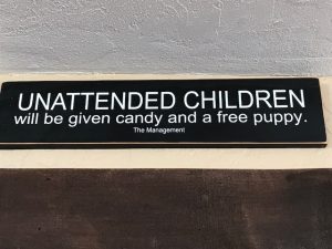 So kann man auch die Eltern dazu bringen, auf ihre Kids aufzupassen😁