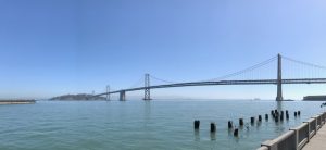 Bay-Bridge, mit Treasure Island ("Schatzinsel"...)